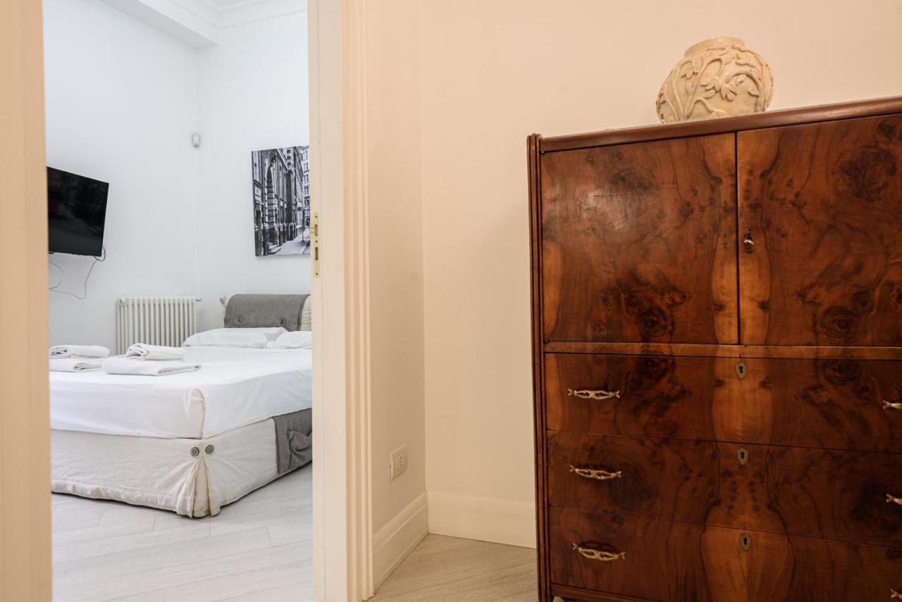 Palazzo Dello Spagnolo Suite Naples Luaran gambar